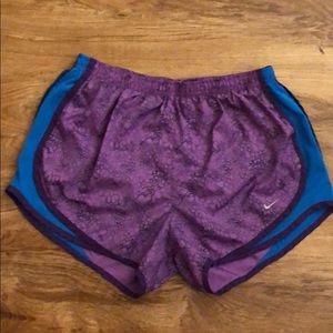 Running shorts
